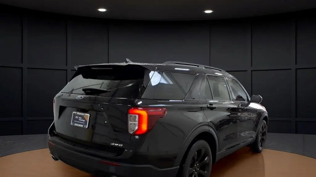 2023 Ford Explorer ST-Line