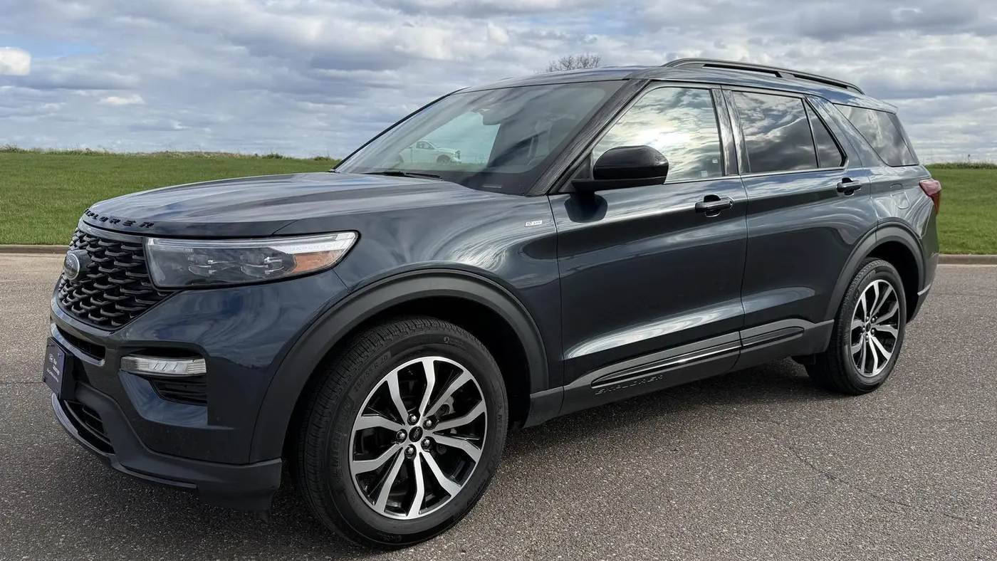 2024 Ford Explorer ST-Line