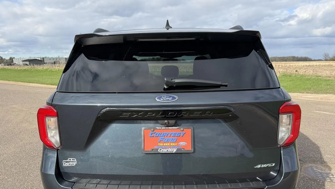 2024 Ford Explorer ST-Line