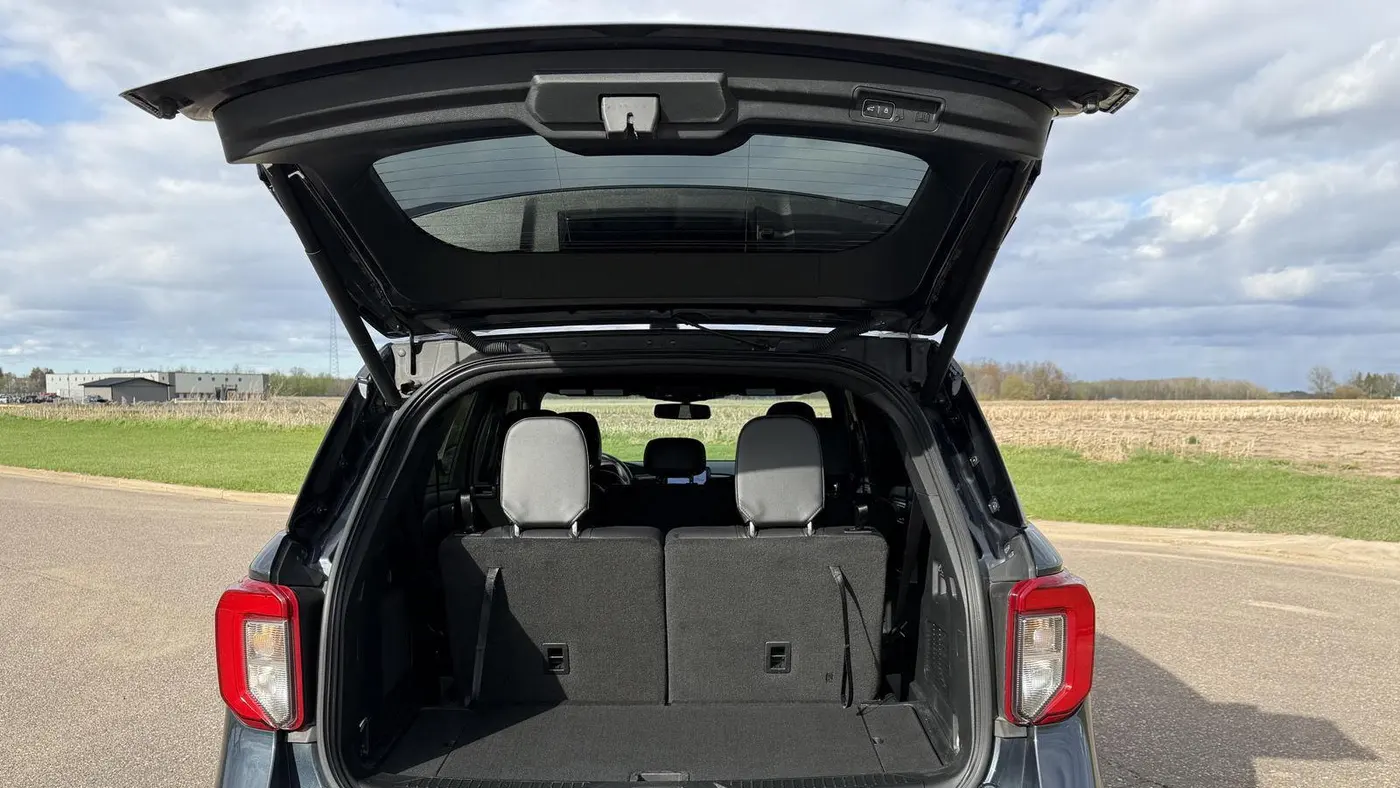 2024 Ford Explorer ST-Line