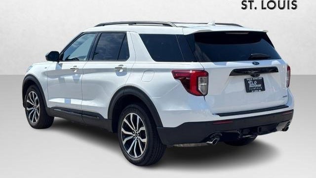 2024 Ford Explorer ST-Line