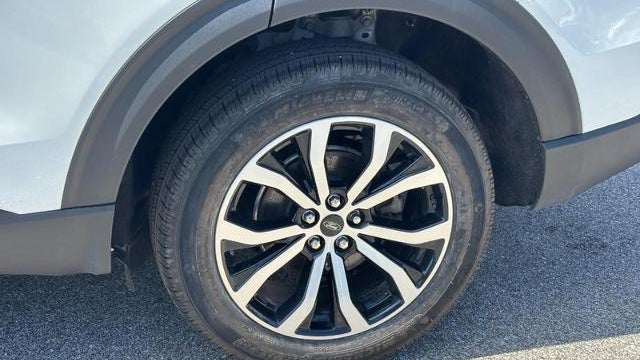 2024 Ford Explorer ST-Line