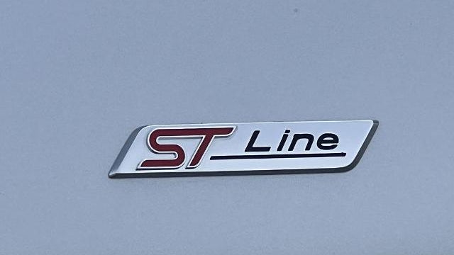 2024 Ford Explorer ST-Line