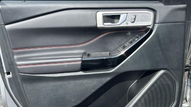 2024 Ford Explorer ST-Line