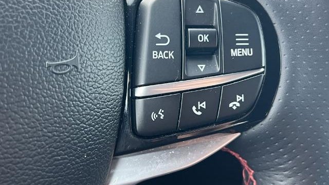2024 Ford Explorer ST-Line
