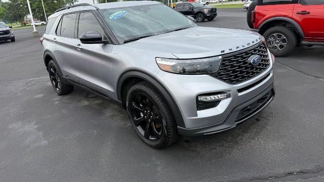 2024 Ford Explorer ST-Line