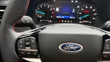 2024 Ford Explorer ST-Line