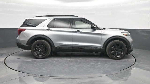 2024 Ford Explorer ST-Line