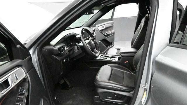 2024 Ford Explorer ST-Line