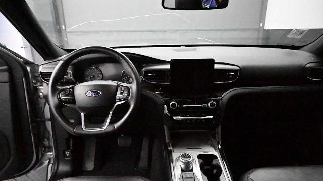 2024 Ford Explorer ST-Line