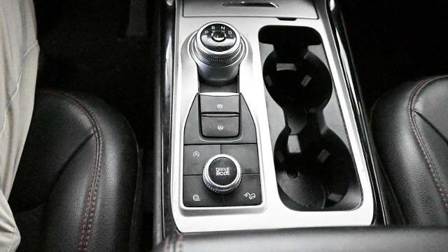 2024 Ford Explorer ST-Line