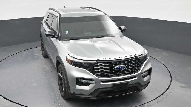 2024 Ford Explorer ST-Line