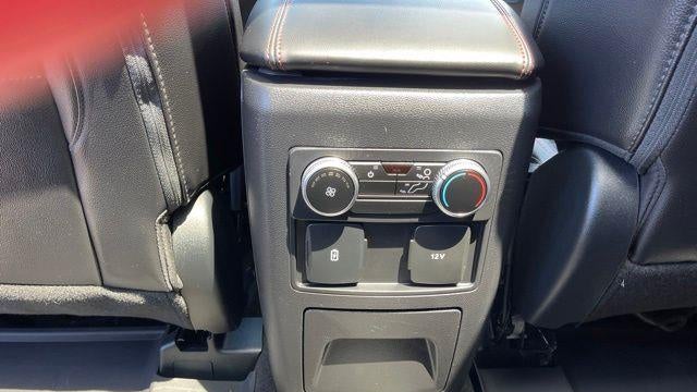 2024 Ford Explorer ST-Line