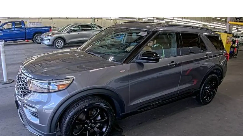 2022 Ford Explorer ST-Line