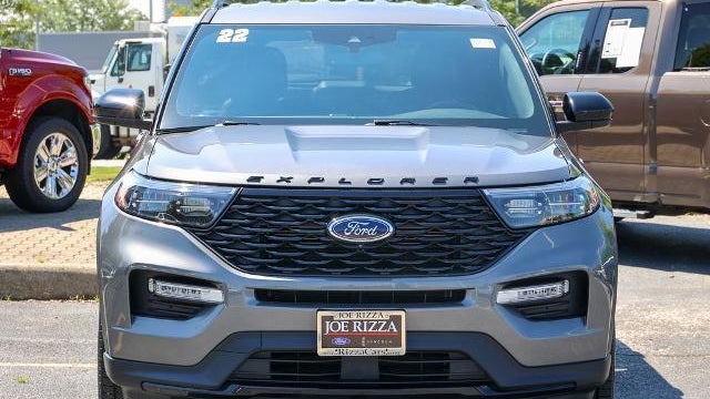 2022 Ford Explorer ST-Line