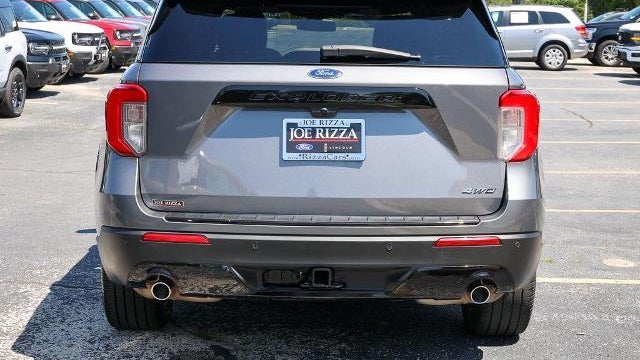 2022 Ford Explorer ST-Line