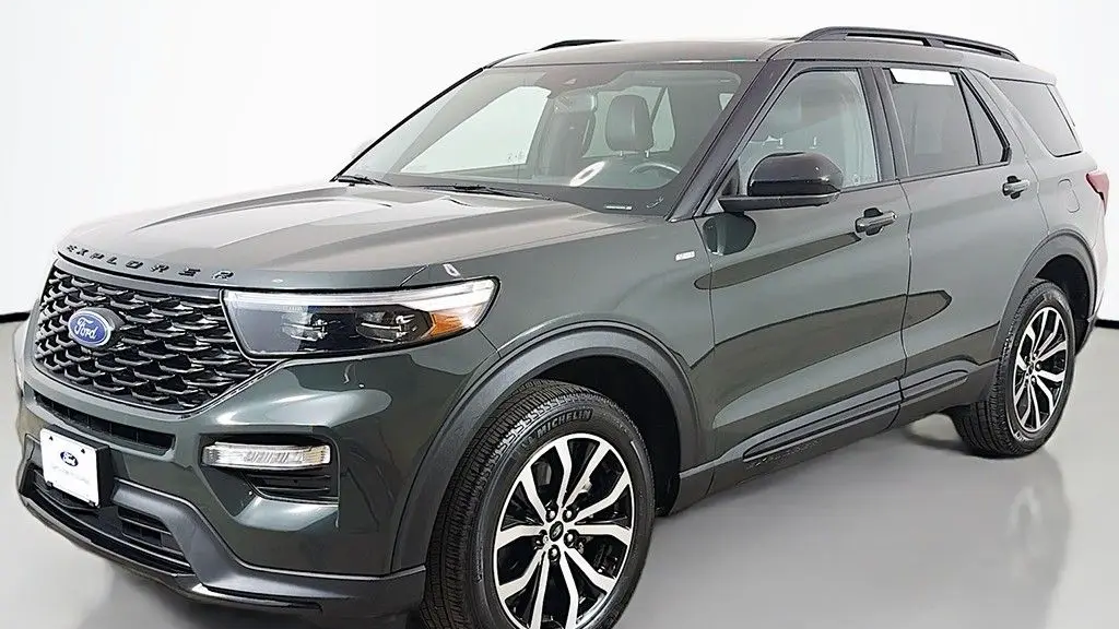 2023 Ford Explorer ST-Line