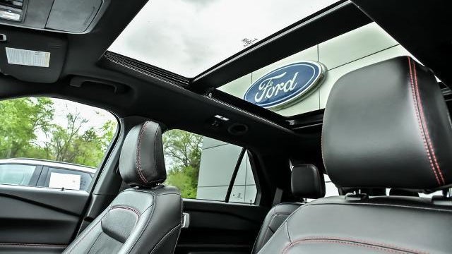 2023 Ford Explorer ST-Line
