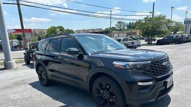2023 Ford Explorer ST-Line
