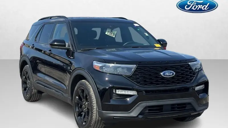2023 Ford Explorer ST-Line