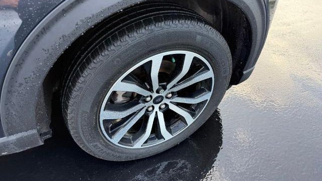 2024 Ford Explorer ST-Line