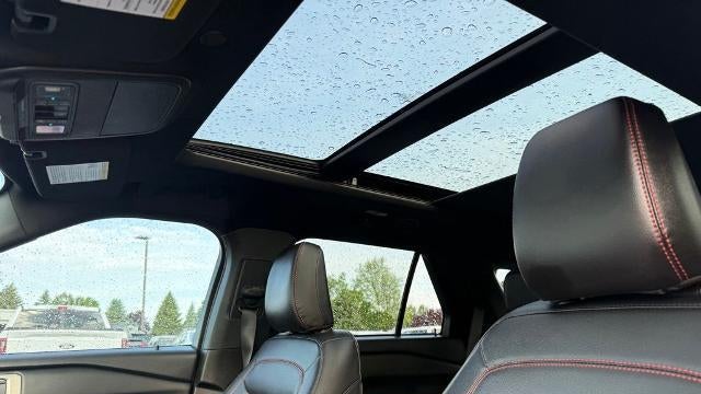 2024 Ford Explorer ST-Line