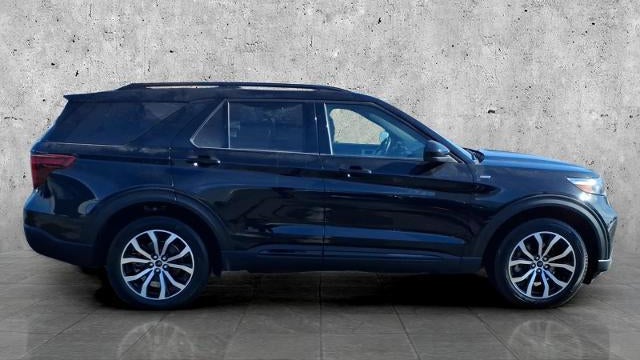 2024 Ford Explorer ST-Line