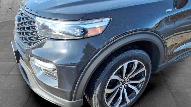 2024 Ford Explorer ST-Line