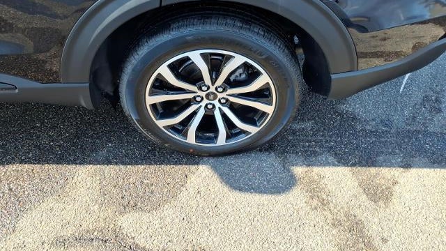 2024 Ford Explorer ST-Line