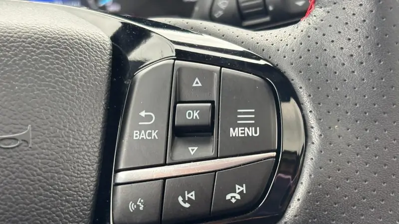 2024 Ford Explorer ST-Line