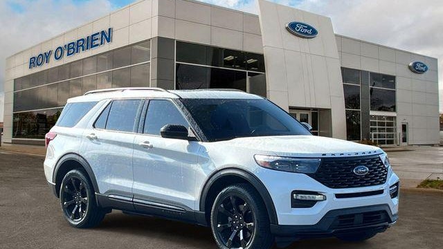 2024 Ford Explorer ST-Line