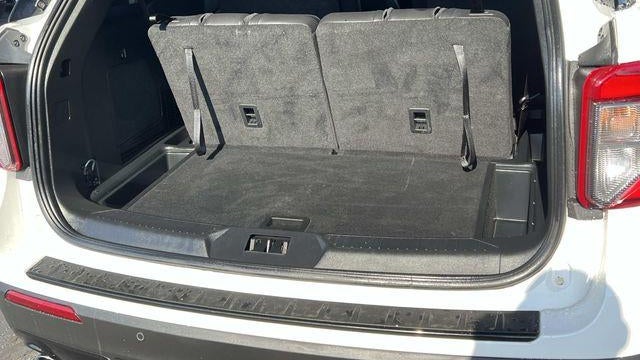 2024 Ford Explorer ST-Line
