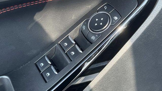 2024 Ford Explorer ST-Line