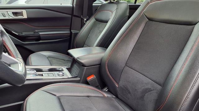 2024 Ford Explorer ST-Line