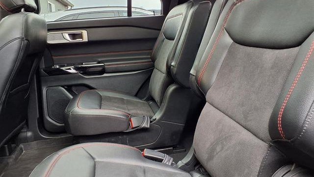 2024 Ford Explorer ST-Line