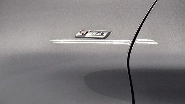 2024 Ford Explorer ST-Line