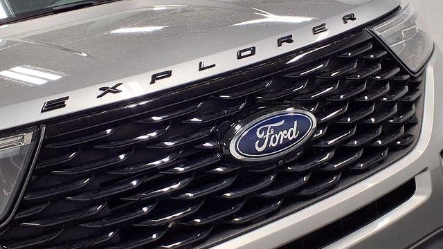 2024 Ford Explorer ST-Line