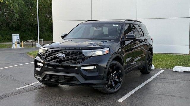 2024 Ford Explorer ST-Line