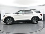 2022 Explorer Thumbnail 9