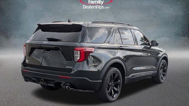 2023 Ford Explorer ST-Line