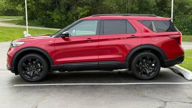 2023 Ford Explorer ST-Line