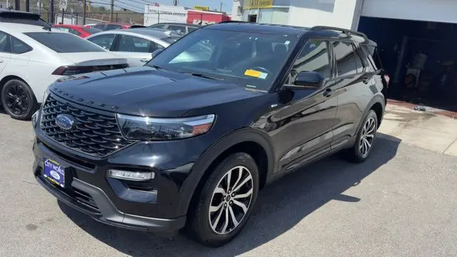 Preowned 2023 Ford Explorer ST-Line for Sale