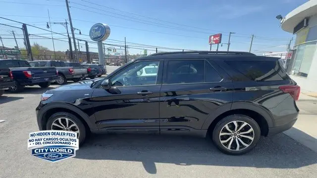 2023 Ford Explorer ST-Line
