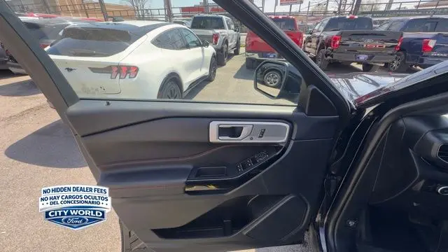2023 Ford Explorer ST-Line