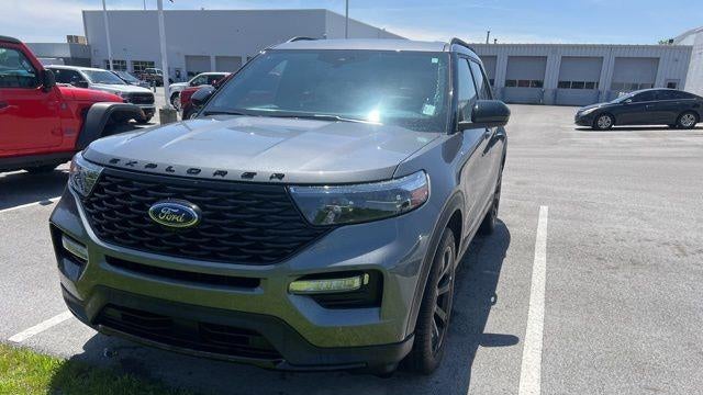 2023 Ford Explorer ST-Line