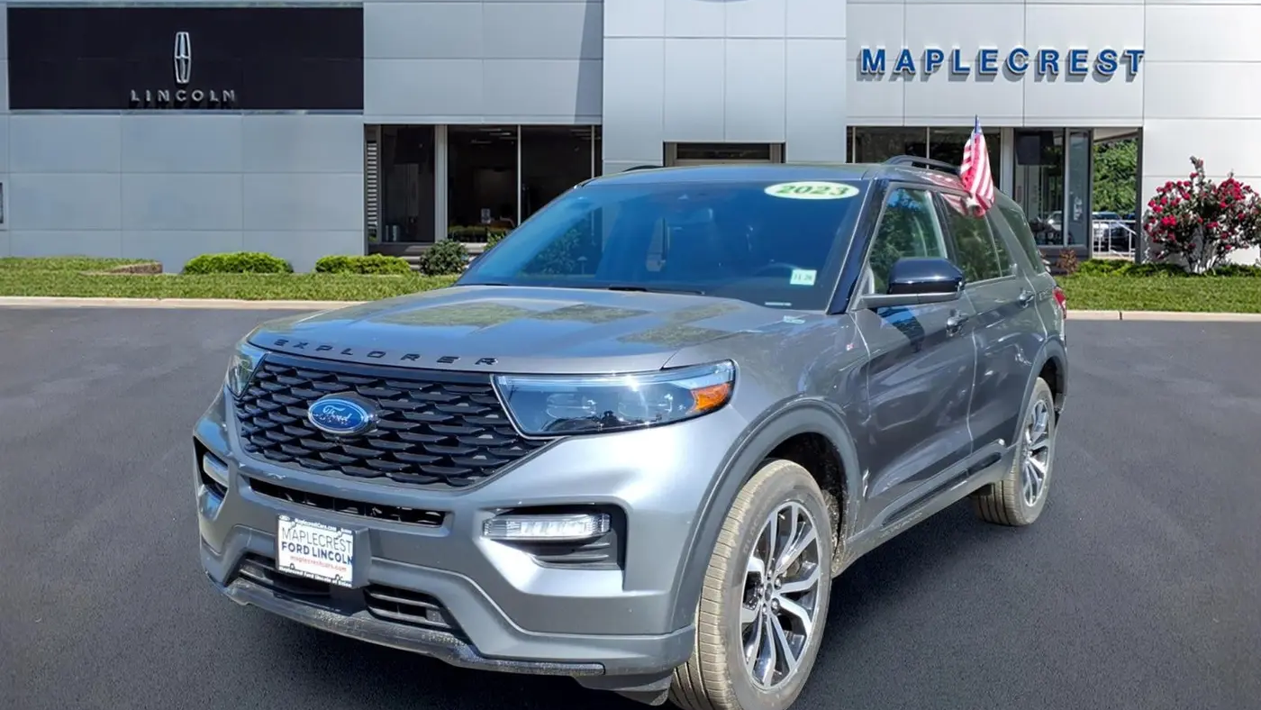 2023 Ford Explorer ST-Line