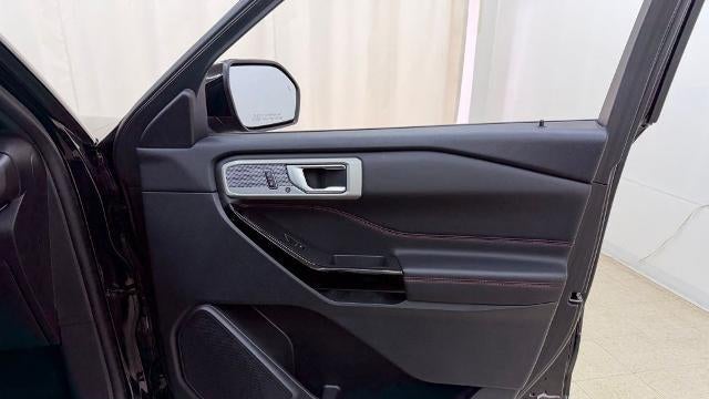 2024 Ford Explorer ST-Line