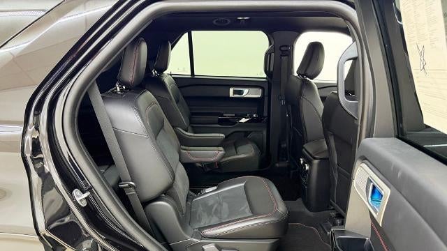 2024 Ford Explorer ST-Line