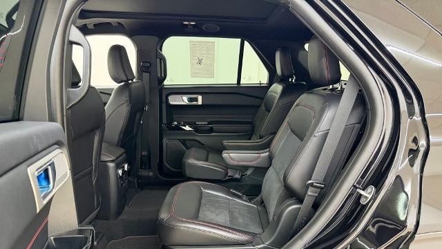 2024 Ford Explorer ST-Line
