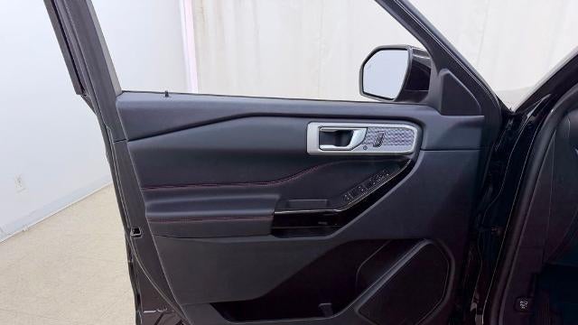 2024 Ford Explorer ST-Line